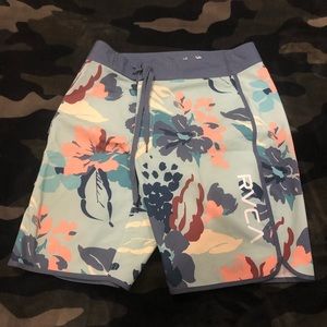 RVCA boardshort size 30